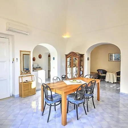 Sleeps 5 Air Con Apartamento